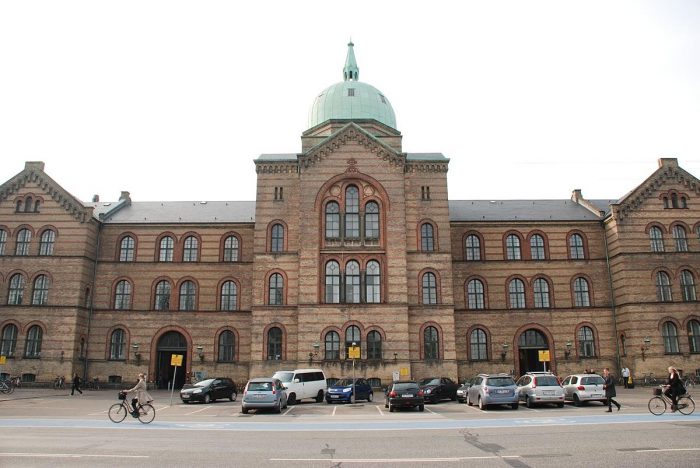 10 Universitas Terbaik di Denmark untuk Siswa Internasional